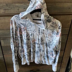 Women’s light weight hoodie